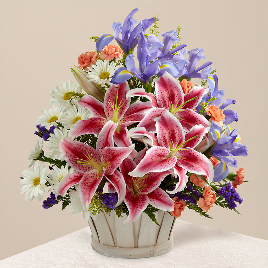 The Wondrous Nature Bouquet – Lynchburg Leo Wood Florist, Lynchburg VA