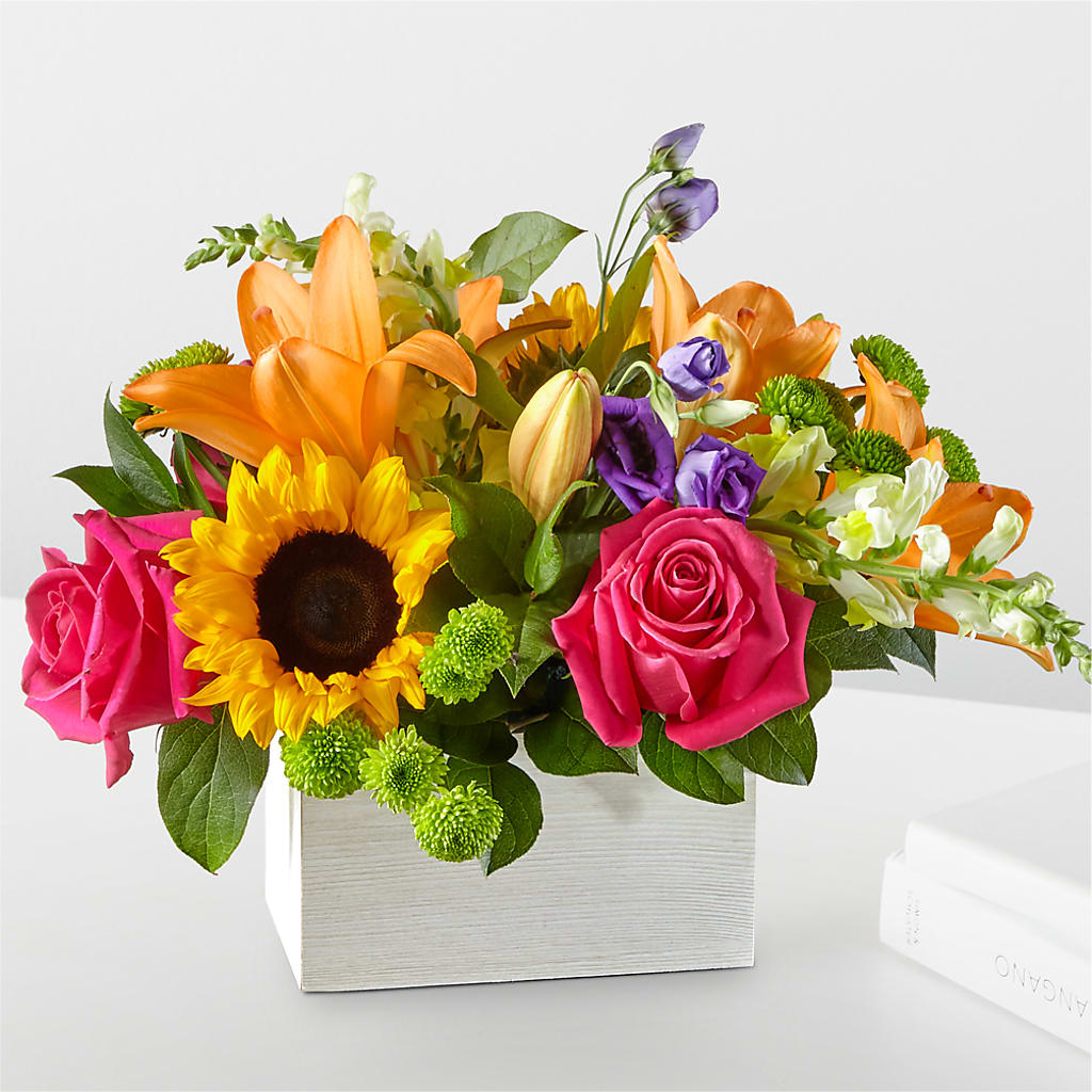 Best Day Box Bouquet – Lynchburg Leo Wood Florist, Lynchburg VA