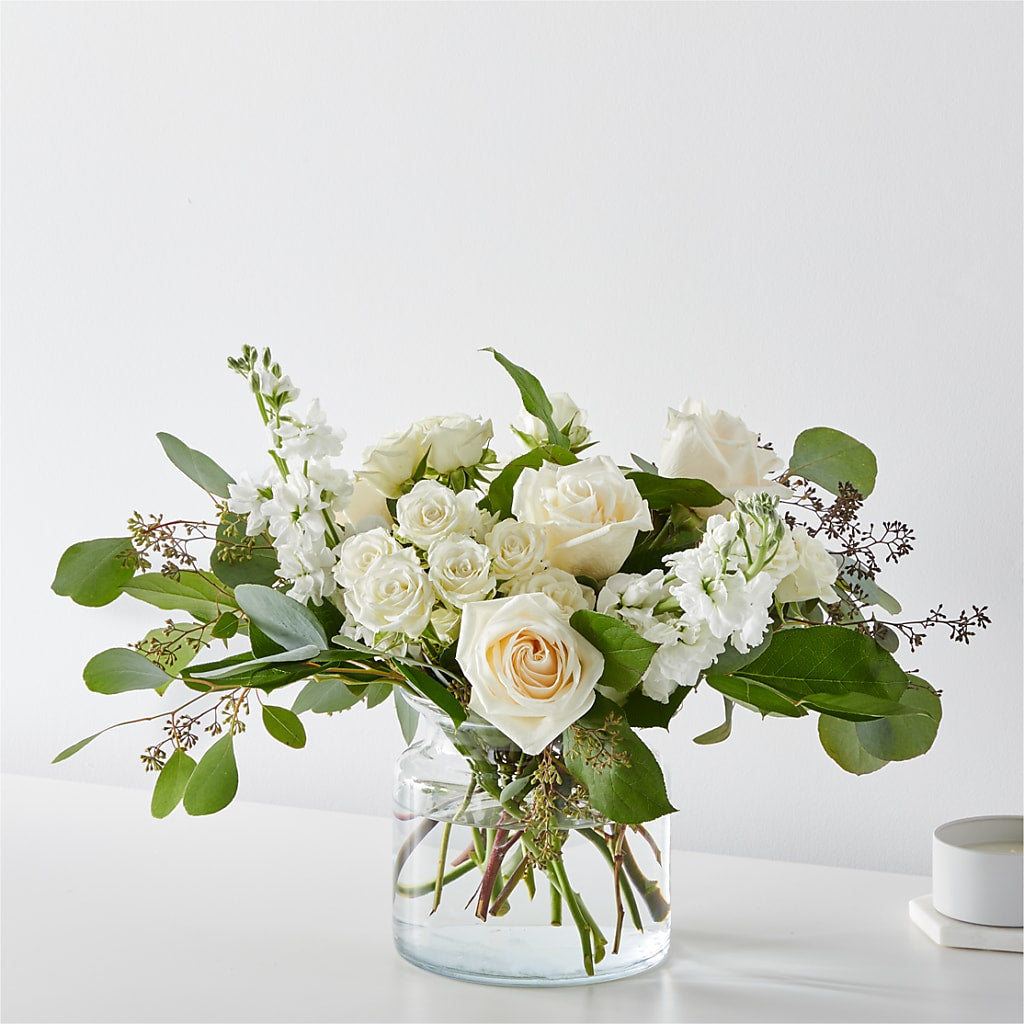 Fresh Linen Bouquet – Lynchburg Leo Wood Florist, Lynchburg VA