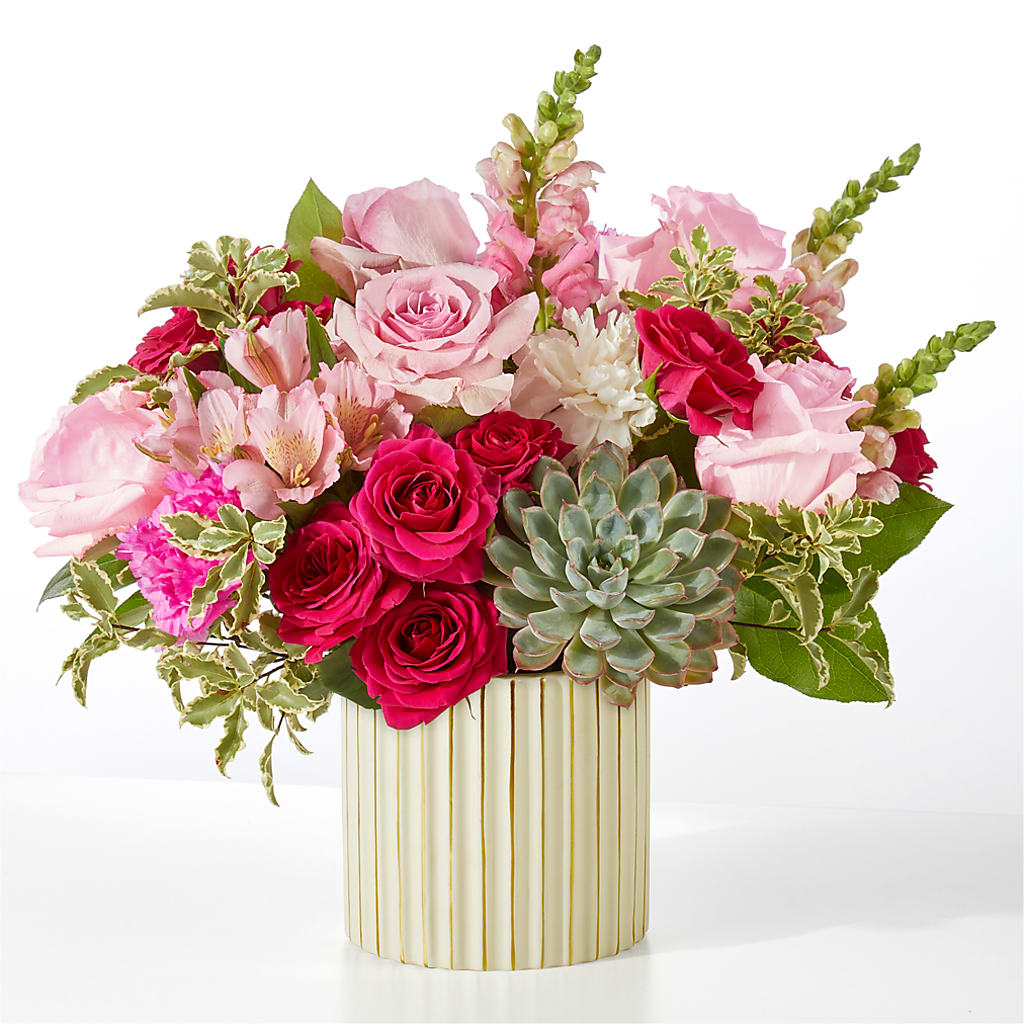 Magenta Musings Bouquet – Lynchburg Leo Wood Florist, Lynchburg VA
