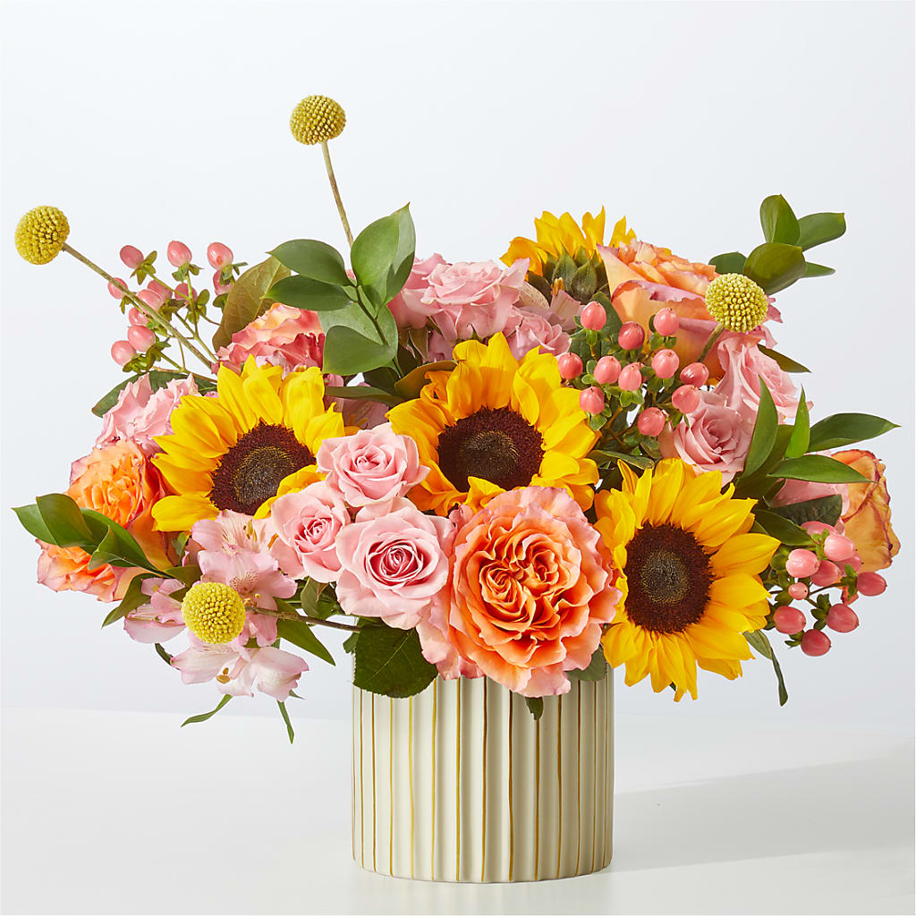 Sun's Out Bouquet – Lynchburg Leo Wood Florist, Lynchburg VA