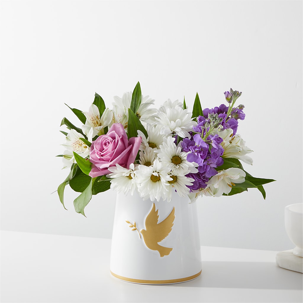 Garden of Peace Bouquet – Lynchburg Leo Wood Florist, Lynchburg VA