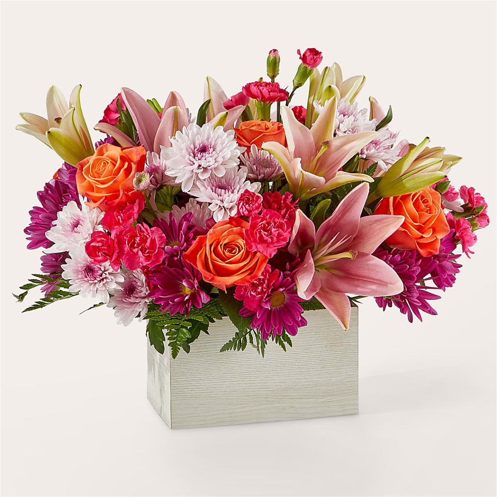 Light of My Life Box Bouquet – Lynchburg Leo Wood Florist, Lynchburg VA