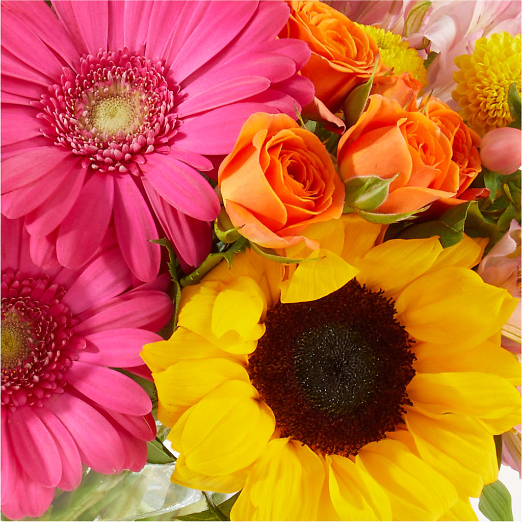 Florist Original Mixed Bouquet – Lynchburg Leo Wood Florist, Lynchburg VA