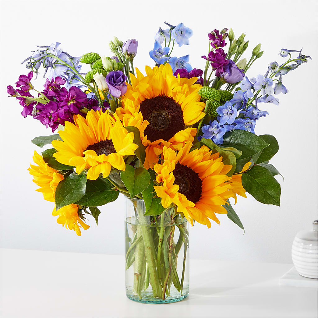 Catching Rays Bouquet – Lynchburg Leo Wood Florist, Lynchburg VA