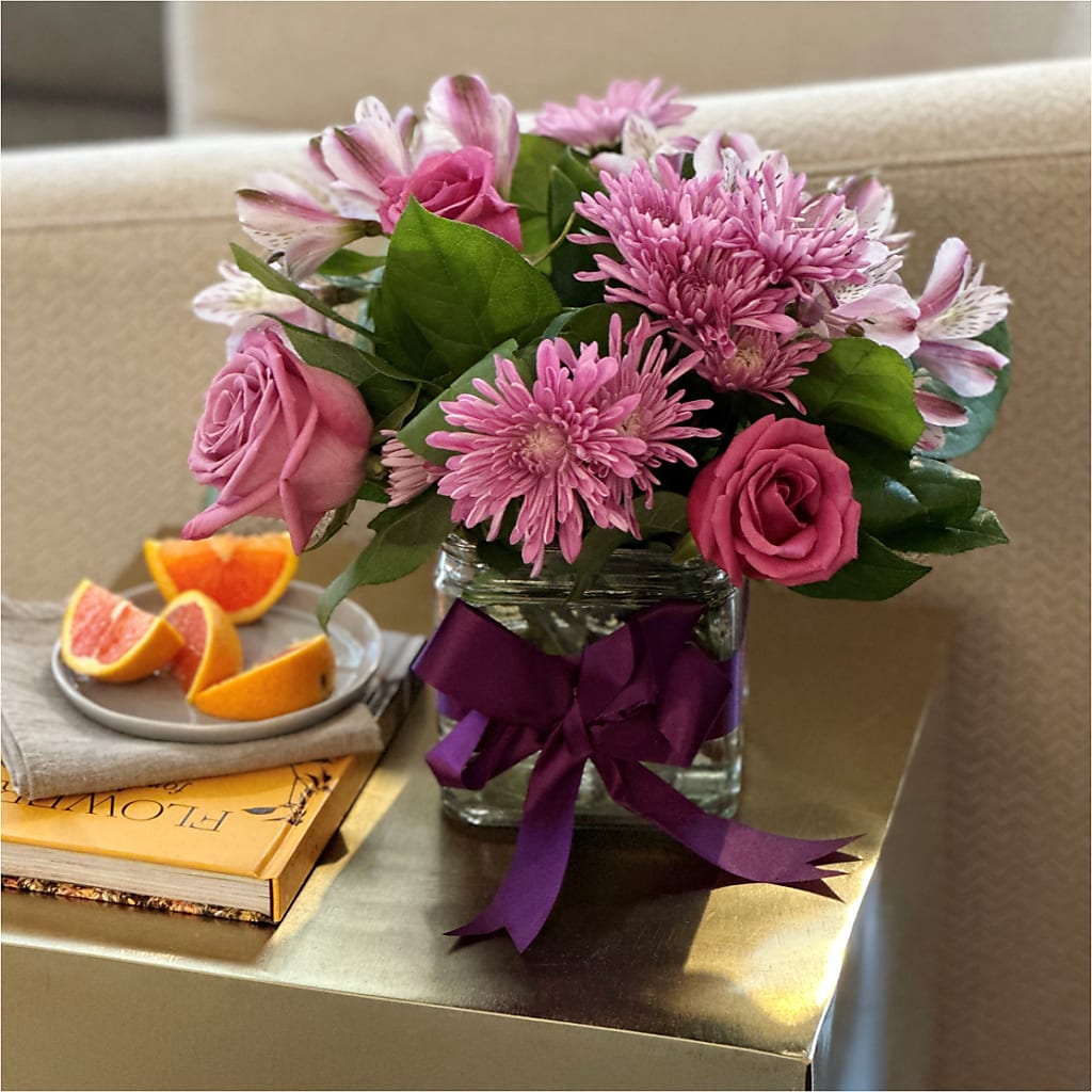 Sugarplum Bouquet – Lynchburg Leo Wood Florist, Lynchburg VA