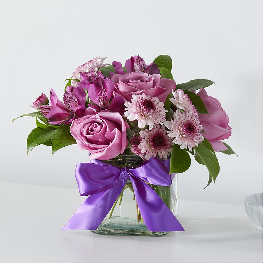 Sugarplum Bouquet – Lynchburg Leo Wood Florist, Lynchburg VA