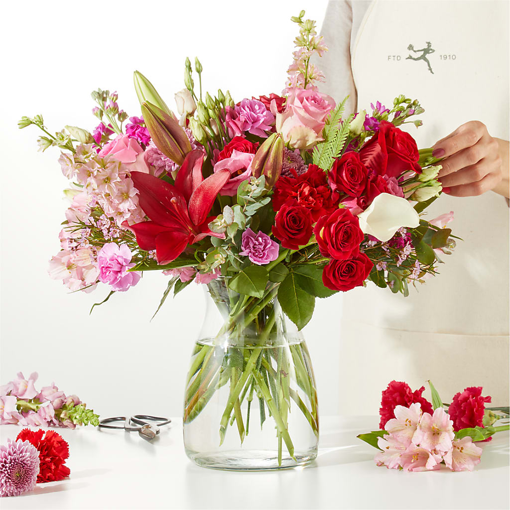 Together Forever - A Florist Original – Lynchburg Leo Wood Florist, Lynchburg VA