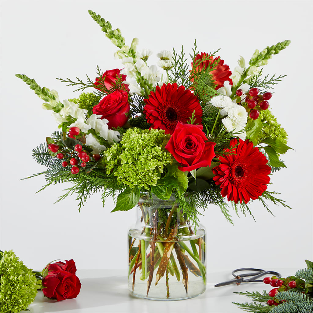 Merry Moment Bouquet – A Florist Original – Lynchburg Leo Wood Florist, Lynchburg VA