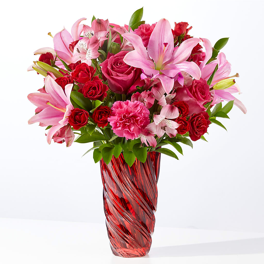 In Love Bouquet with Luxe Swirl Vase – Lynchburg Leo Wood Florist, Lynchburg VA