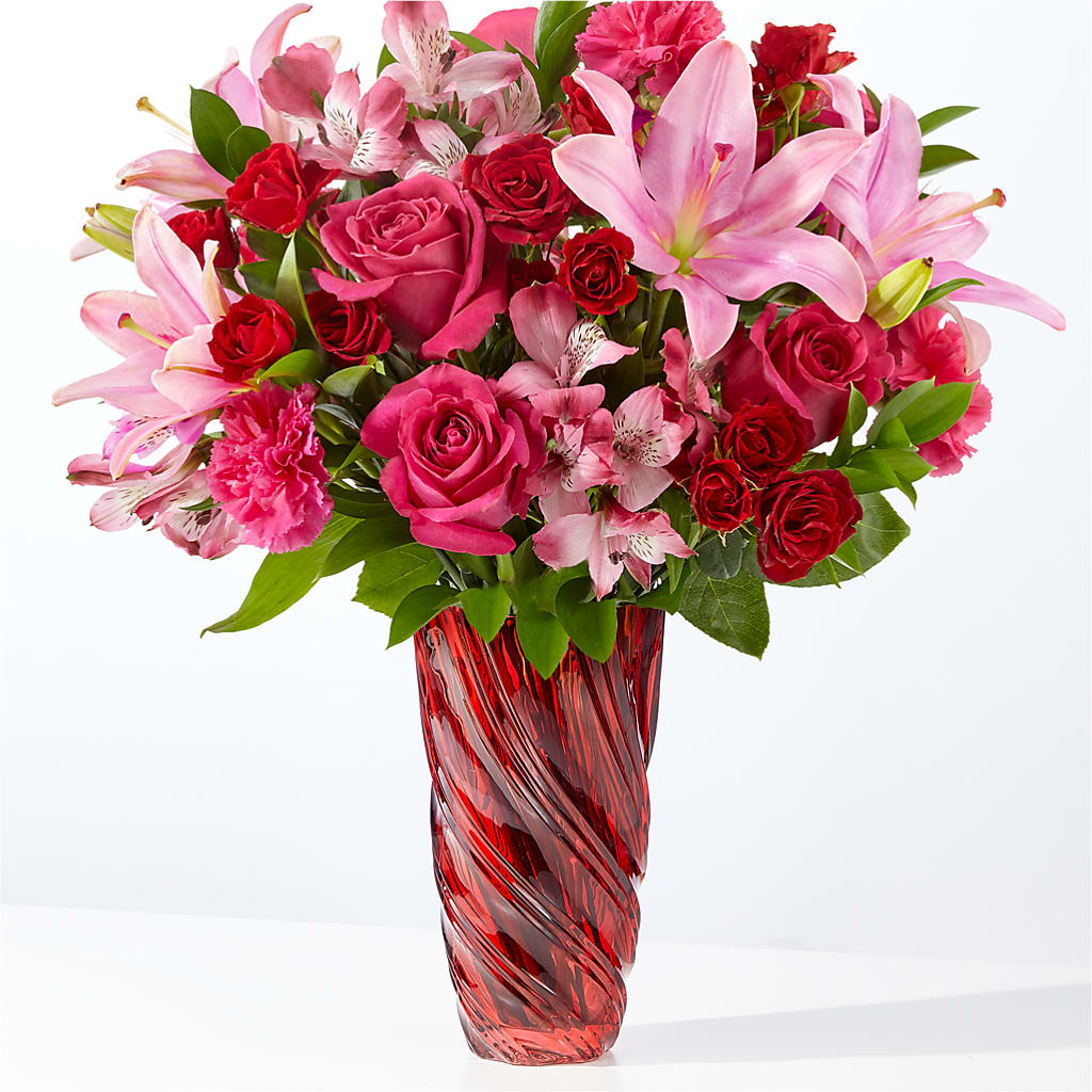 In Love Bouquet with Luxe Swirl Vase – Lynchburg Leo Wood Florist, Lynchburg VA