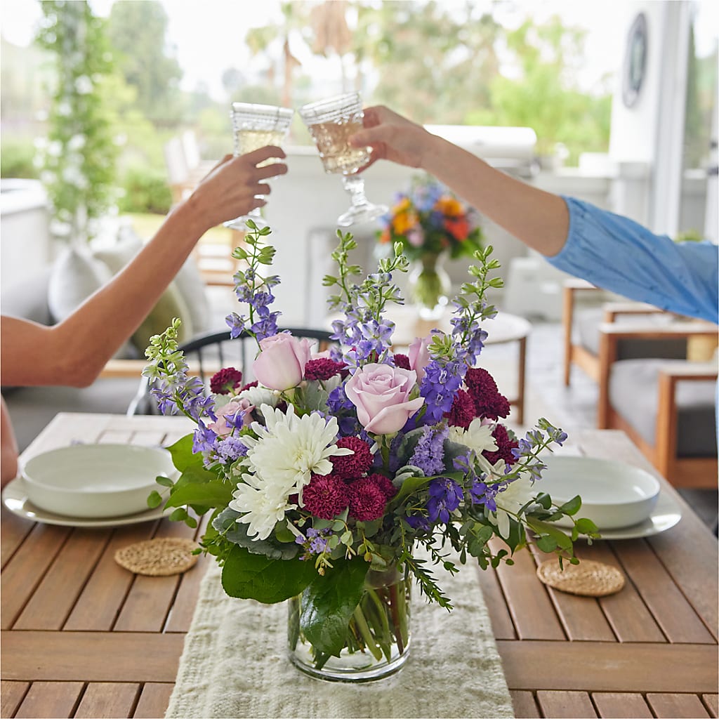Violet Frost Bouquet – Lynchburg Leo Wood Florist, Lynchburg VA