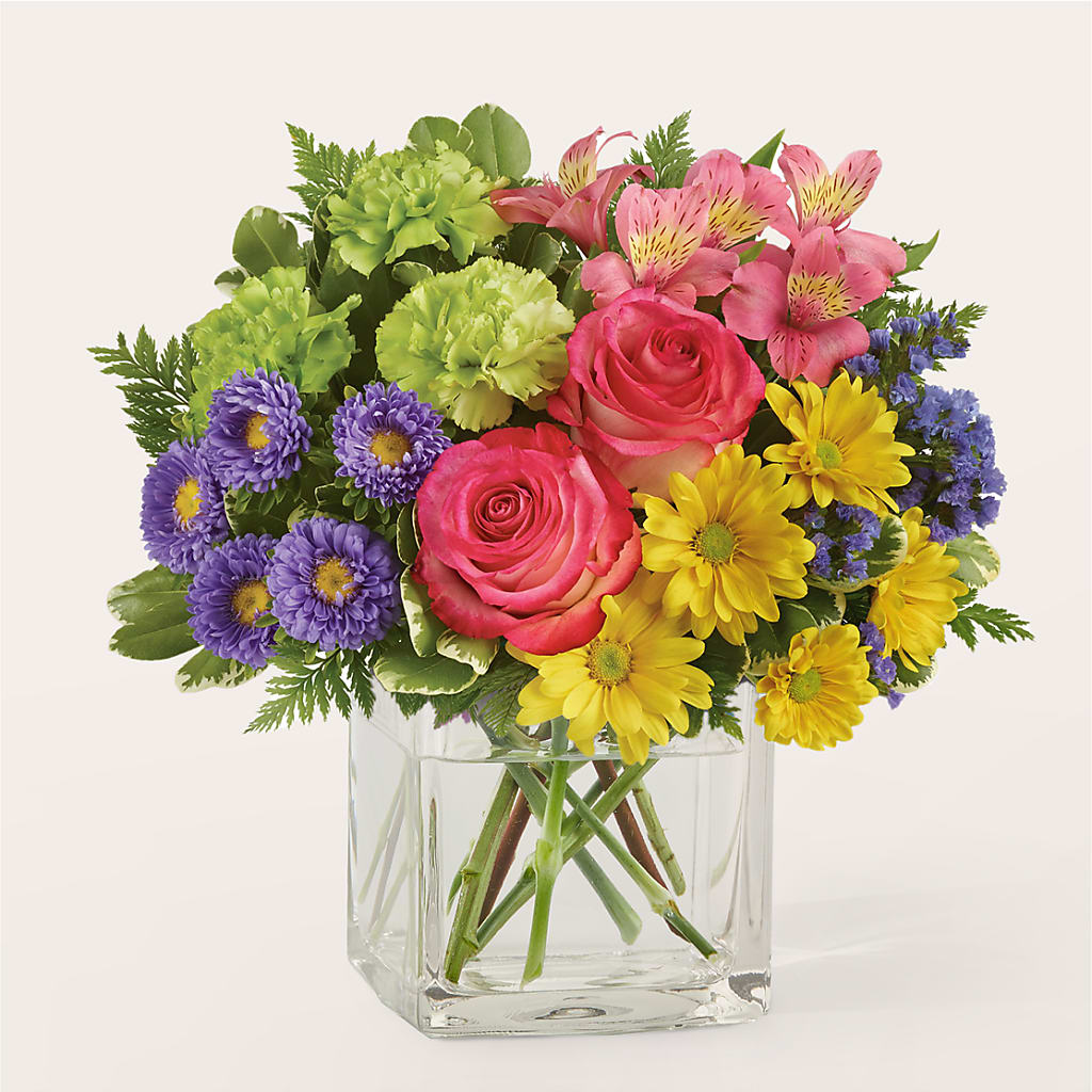 Candy Jar Bouquet – Lynchburg Leo Wood Florist, Lynchburg VA