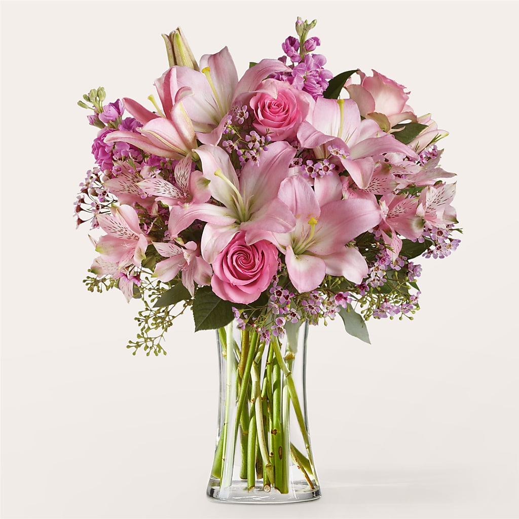 Gentle Gesture Bouquet – Lynchburg Leo Wood Florist, Lynchburg VA