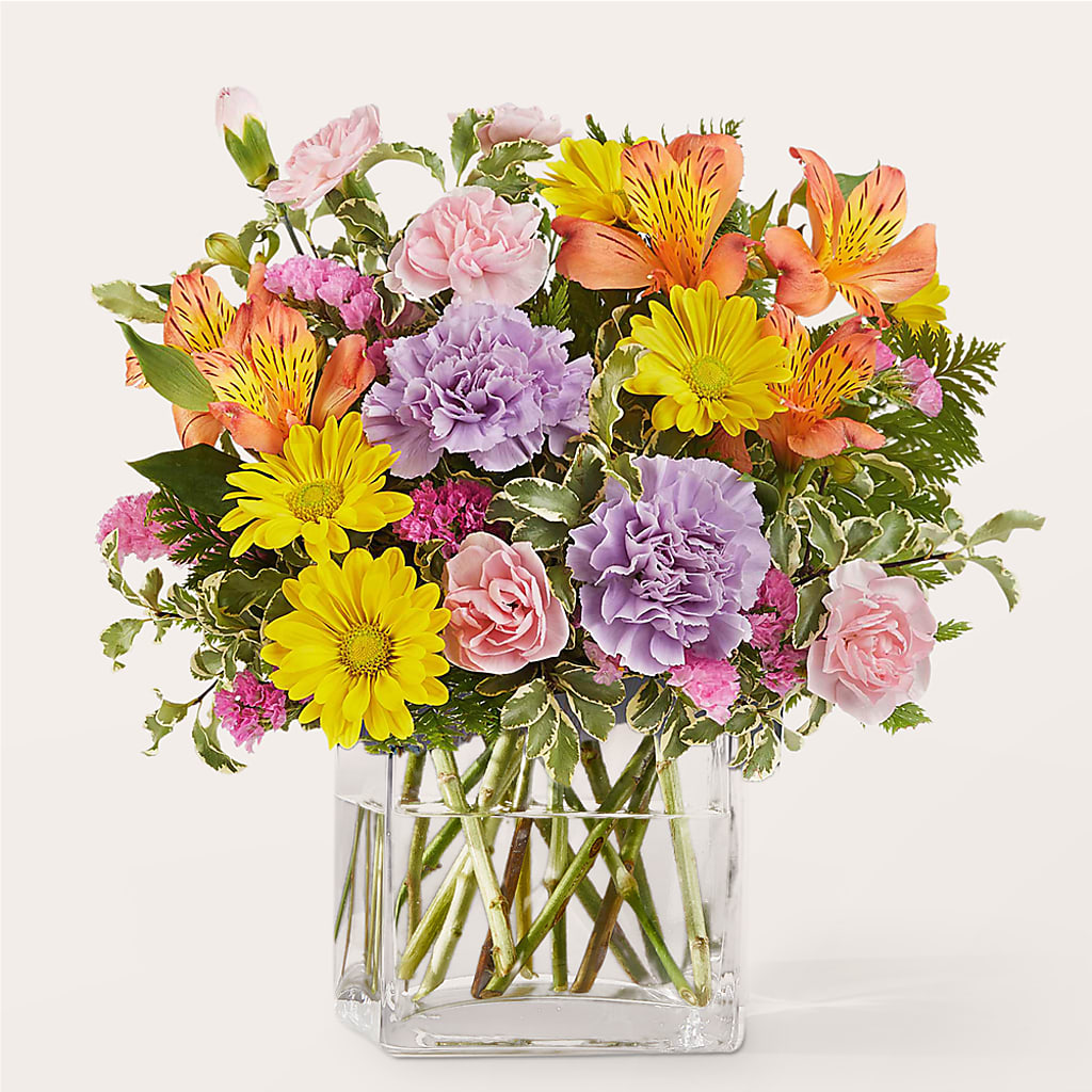 Shades of Happiness Bouquet – Lynchburg Leo Wood Florist, Lynchburg VA