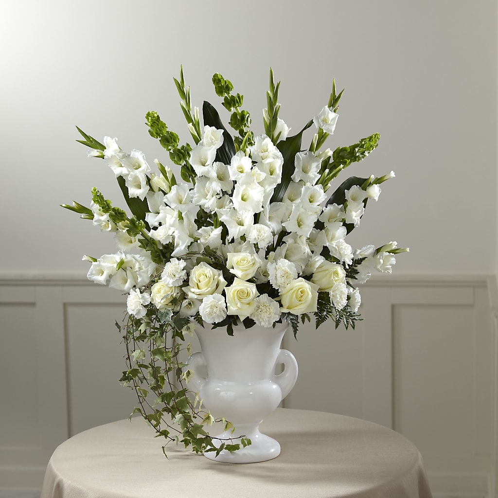 Fond Reflections Arrangement – Lynchburg Leo Wood Florist, Lynchburg VA