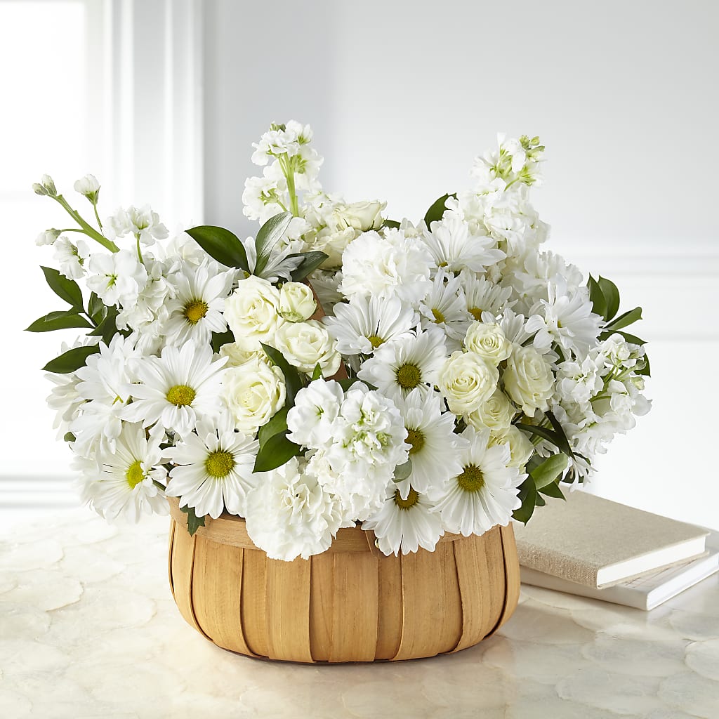 Graceful Garden Basket – Lynchburg Leo Wood Florist, Lynchburg VA