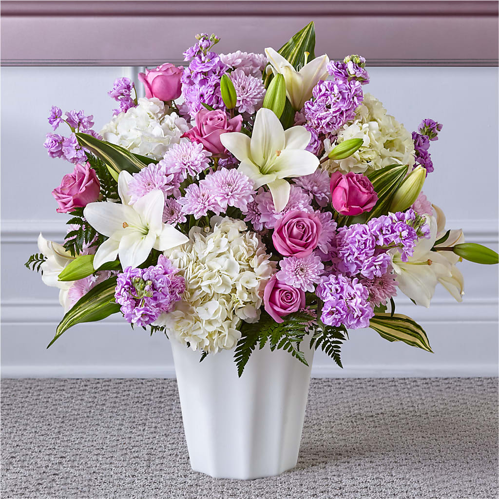 Heaven Sent Floor Basket – Lynchburg Leo Wood Florist, Lynchburg VA
