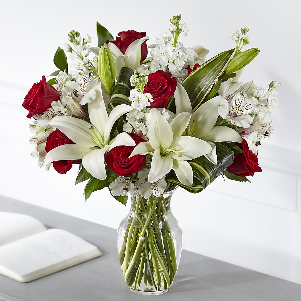 Loving Respect Bouquet – Lynchburg Leo Wood Florist, Lynchburg VA