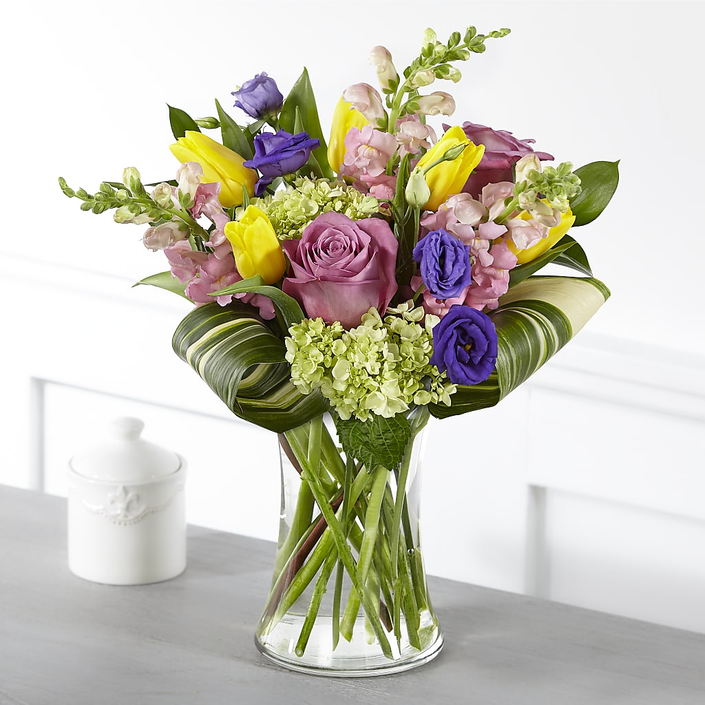 Wondrous Memories Bouquet – Lynchburg Leo Wood Florist, Lynchburg VA
