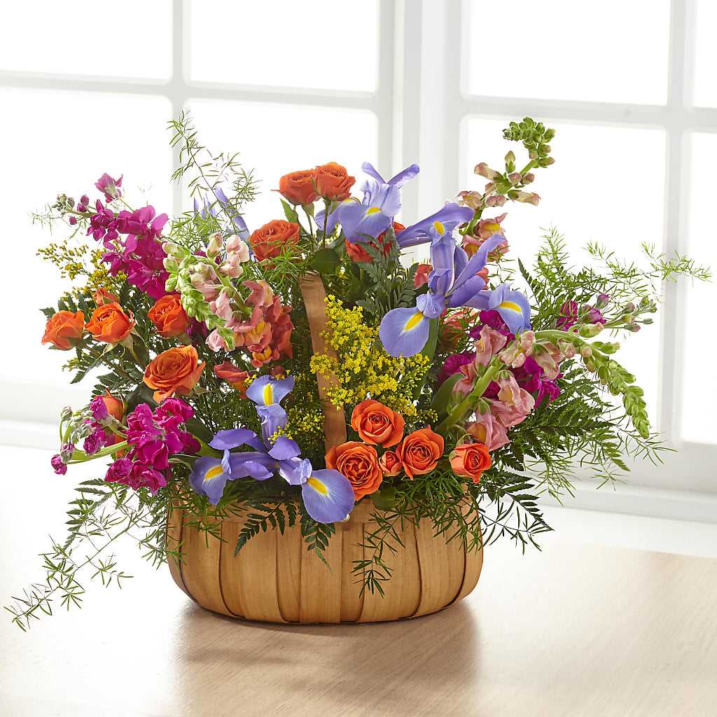 Garden of Life Basket – Lynchburg Leo Wood Florist, Lynchburg VA