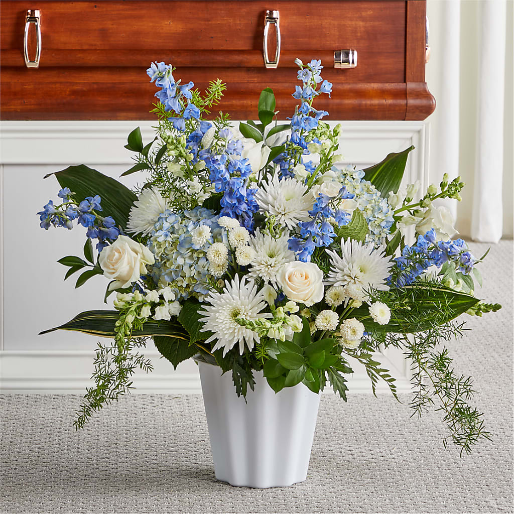 Everlasting Memories Floor Basket – Lynchburg Leo Wood Florist, Lynchburg VA