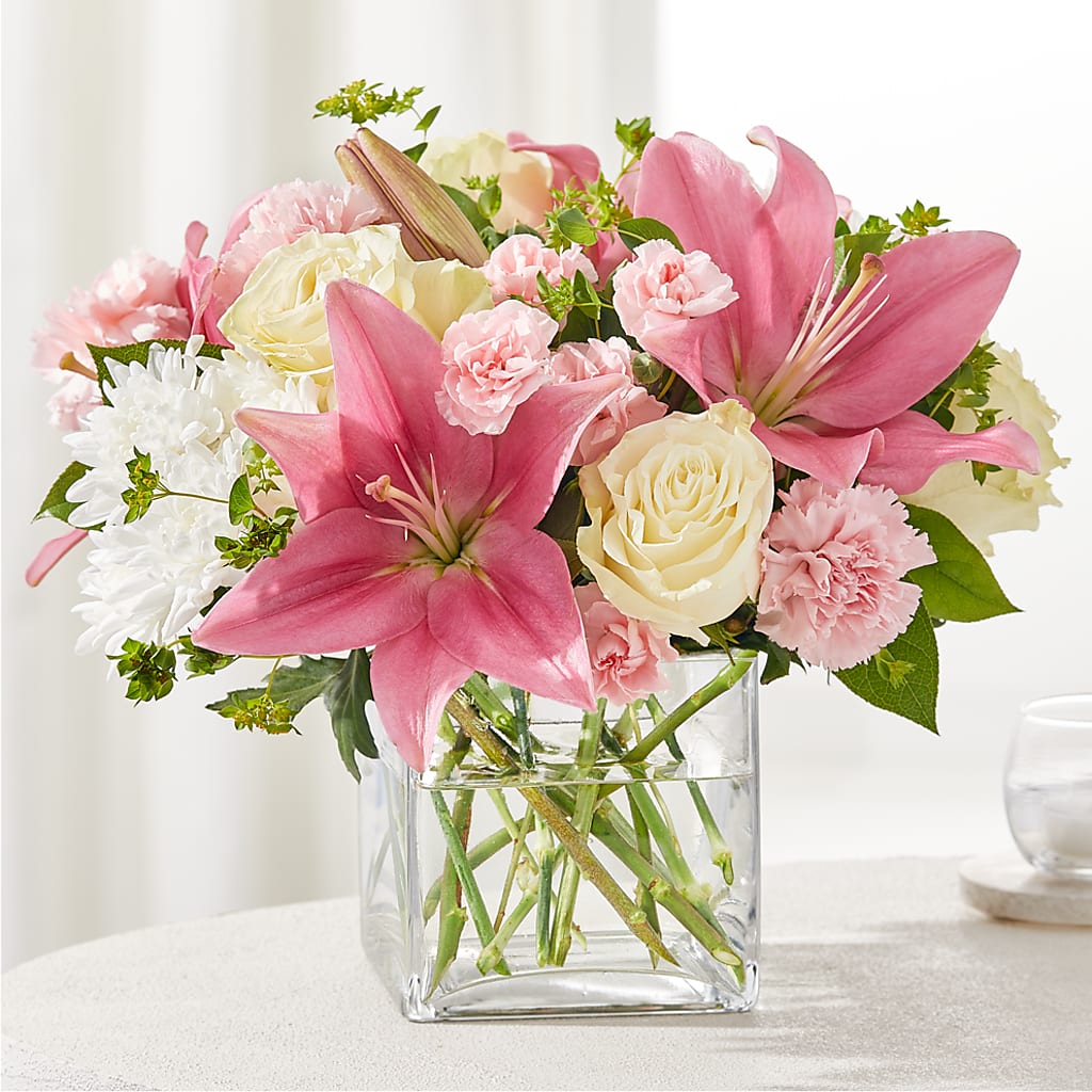 By Your Side Bouquet – Lynchburg Leo Wood Florist, Lynchburg VA