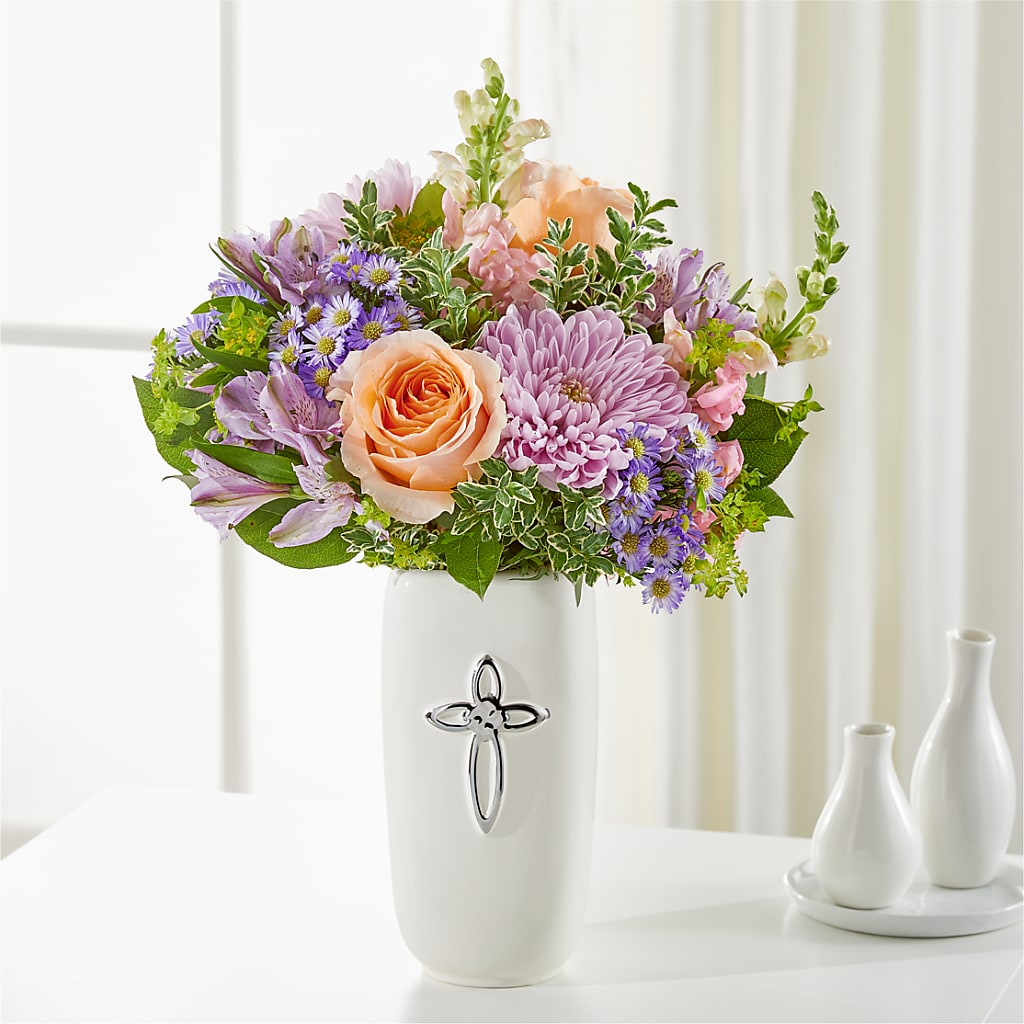Divine Gift Bouquet – Lynchburg Leo Wood Florist, Lynchburg VA
