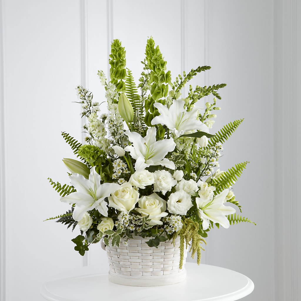 In Our Thoughts Arrangement – Lynchburg Leo Wood Florist, Lynchburg VA