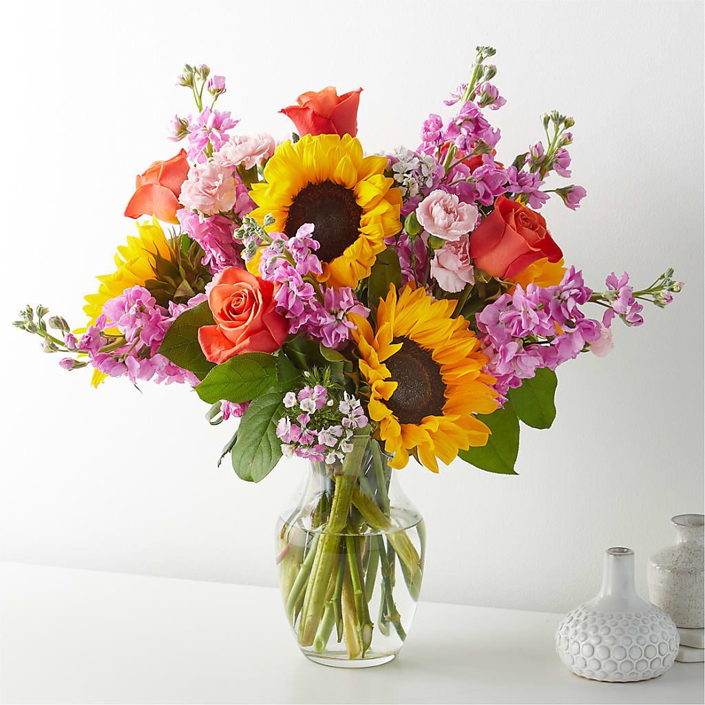Yellow Brick Road Bouquet – Lynchburg Leo Wood Florist, Lynchburg VA