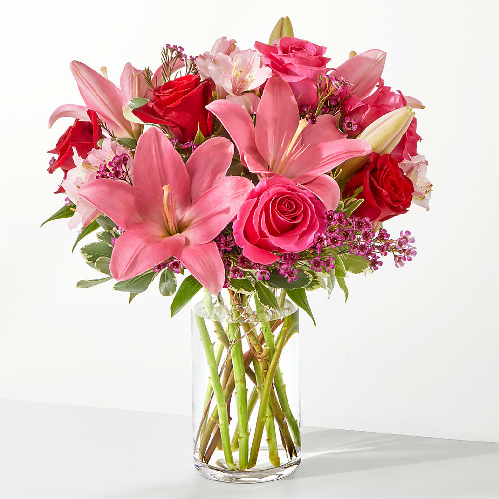 Lucky in Love Bouquet – Lynchburg Leo Wood Florist, Lynchburg VA