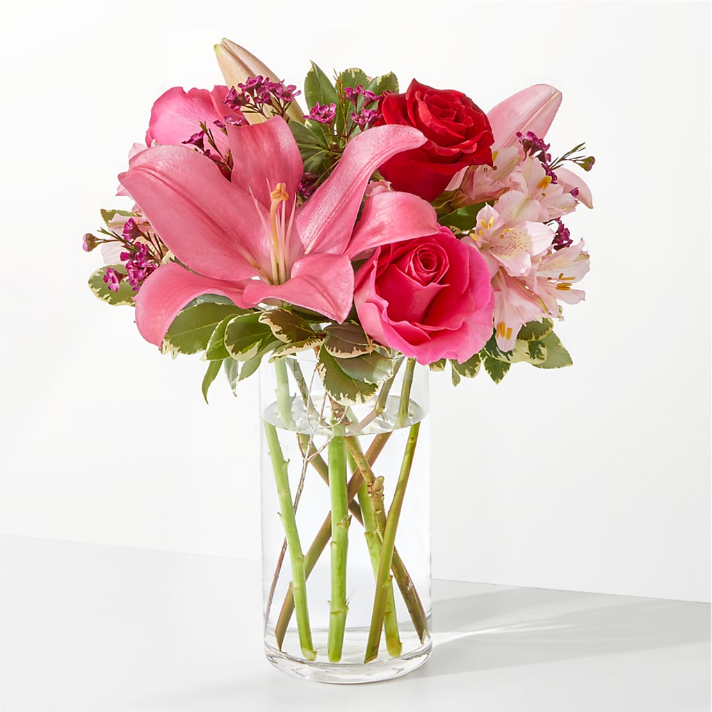 Lucky in Love Bouquet – Lynchburg Leo Wood Florist, Lynchburg VA