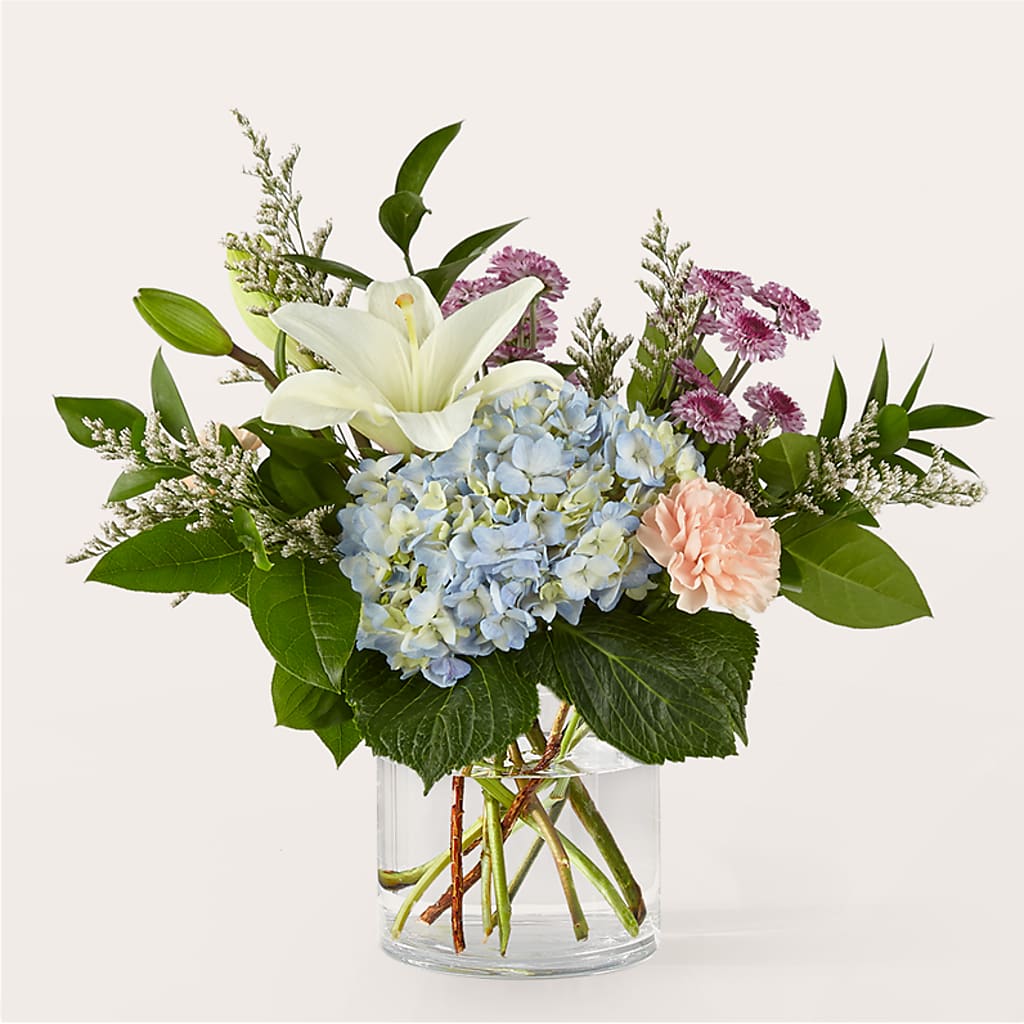 Slow Mornings Bouquet – Lynchburg Leo Wood Florist, Lynchburg VA