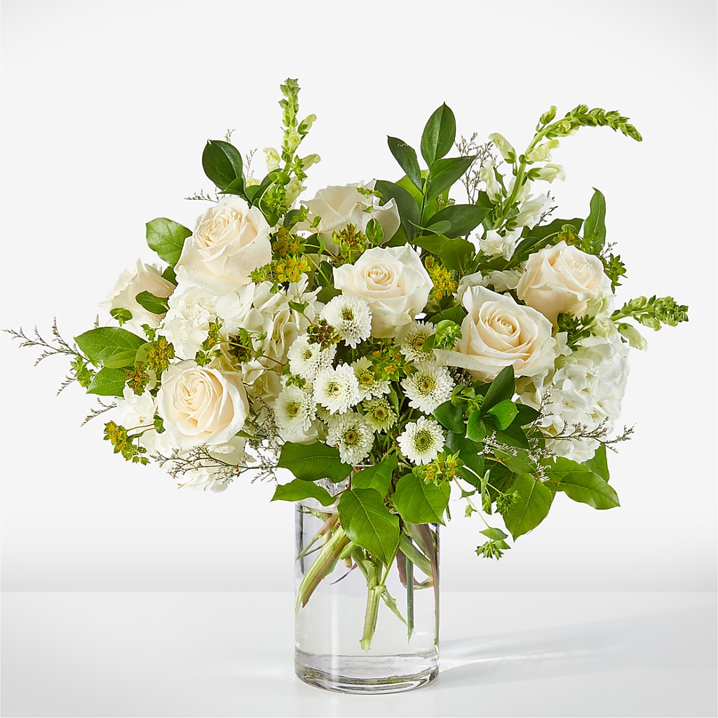 Hint of Vanilla Bouquet – Lynchburg Leo Wood Florist, Lynchburg VA
