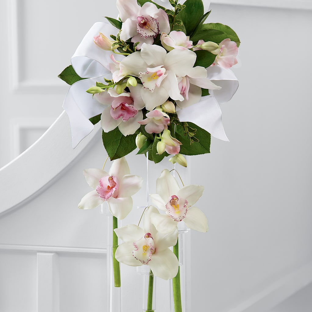 Perfect Entrance Pew Arrangement – Lynchburg Leo Wood Florist, Lynchburg VA