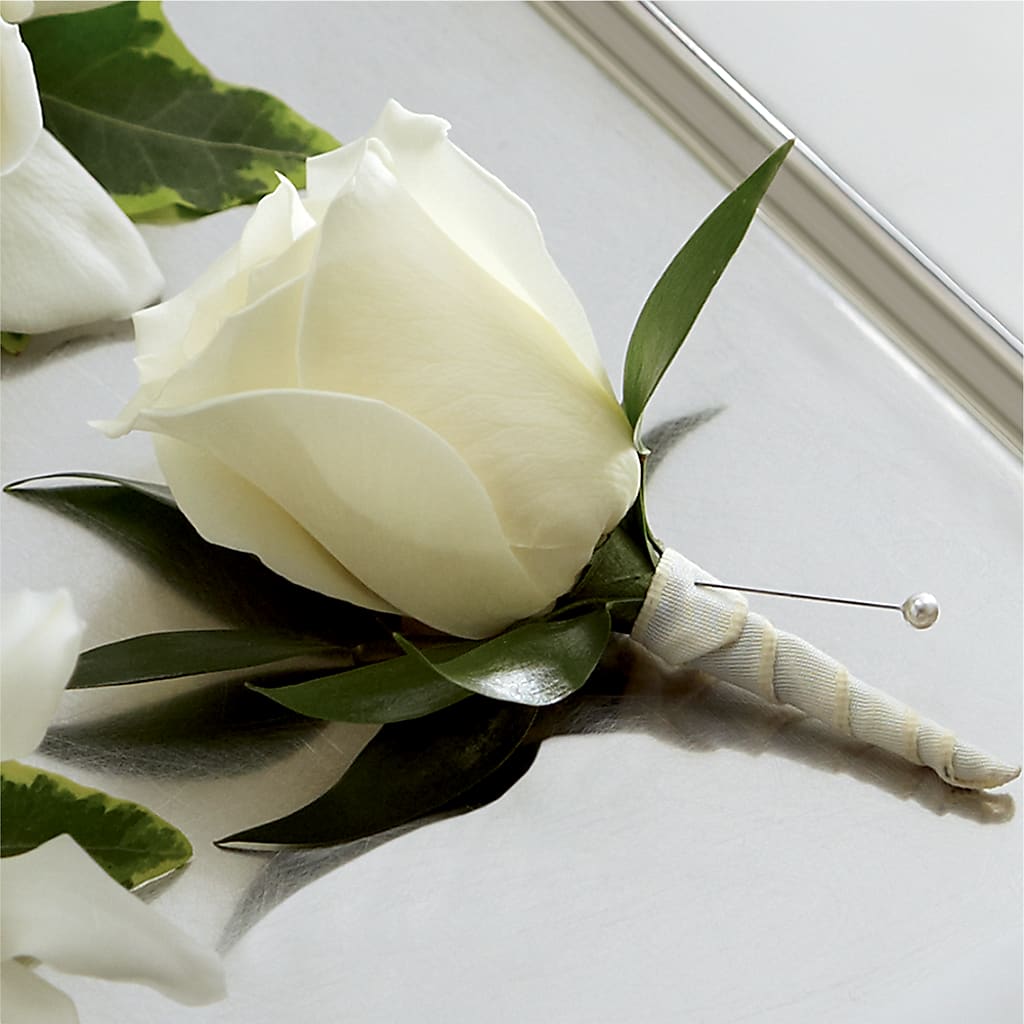 White Rose Boutonniere – Lynchburg Leo Wood Florist, Lynchburg VA