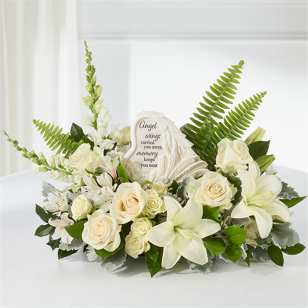 Holding You Close Arrangement –  Lynchburg Leo Wood Florist, Lynchburg VA