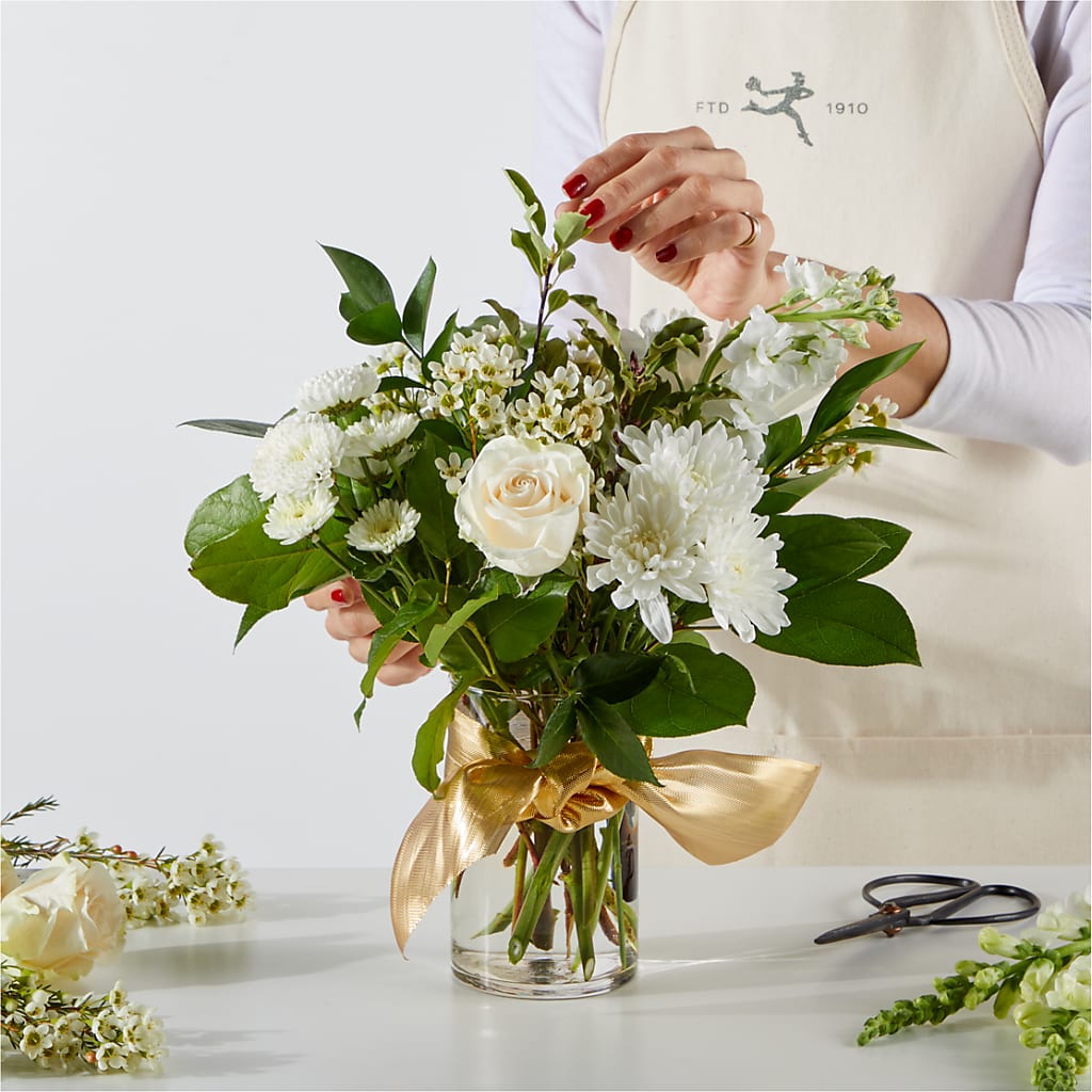 New Beginnings – A Florist Original –  Lynchburg Leo Wood Florist, Lynchburg VA