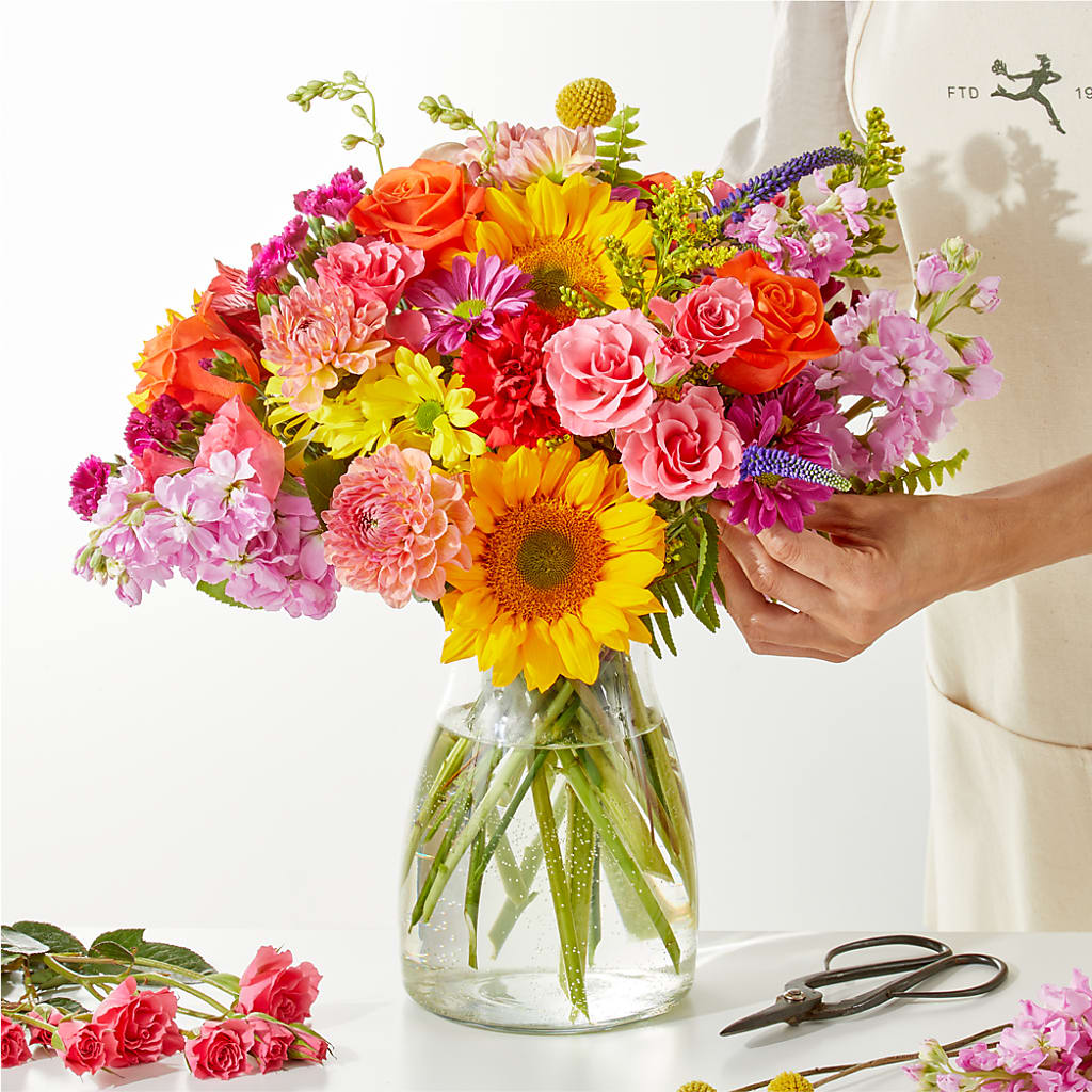 Cue the Confetti - A Florist Original –  Lynchburg Leo Wood Florist, Lynchburg VA