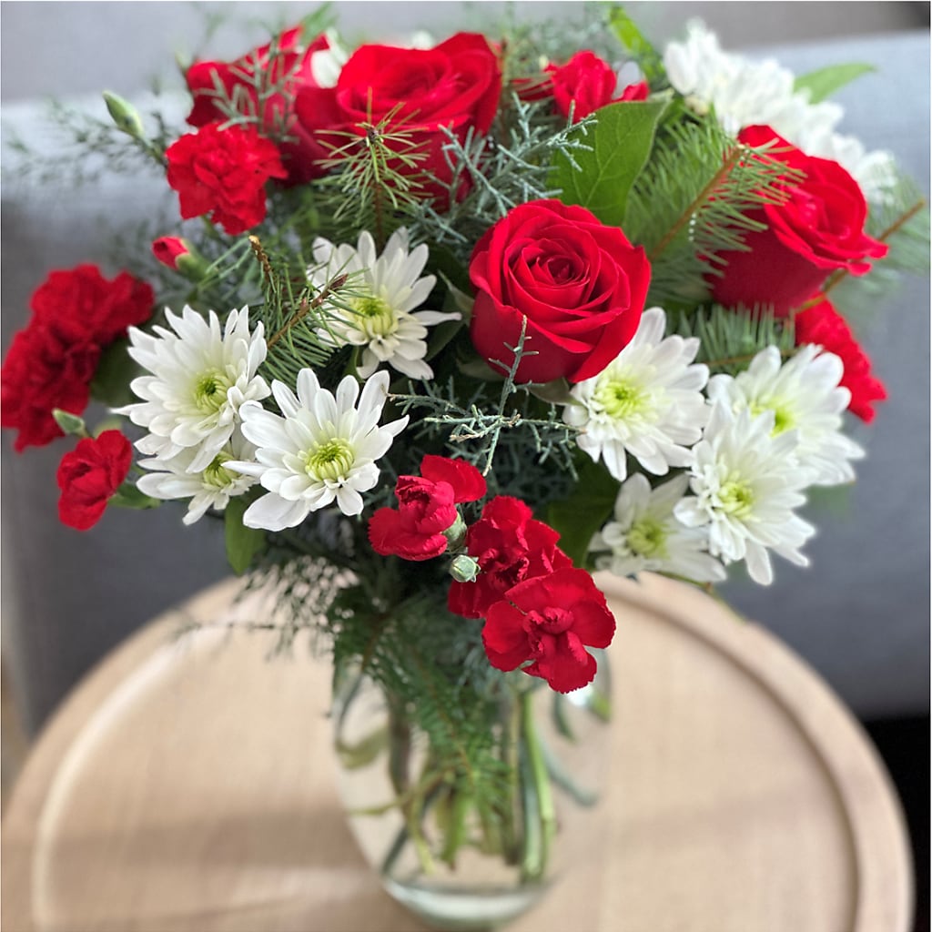 Seasonal Magic Bouquet –  Lynchburg Leo Wood Florist, Lynchburg VA