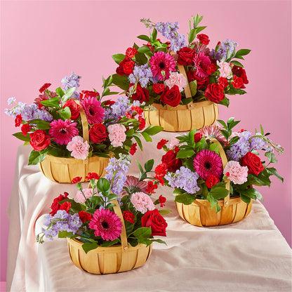 Pink Picnic Basket –  Lynchburg Leo Wood Florist, Lynchburg VA