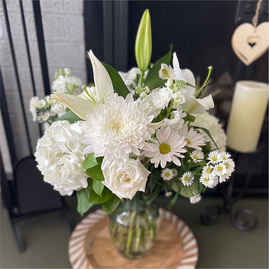 Classic Ivory – A Florist Original –  Lynchburg Leo Wood Florist, Lynchburg VA