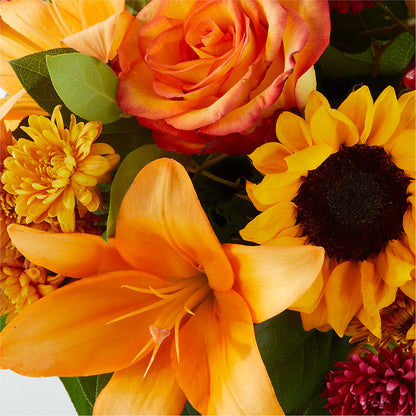 Grateful Centerpiece –  Lynchburg Leo Wood Florist, Lynchburg VA