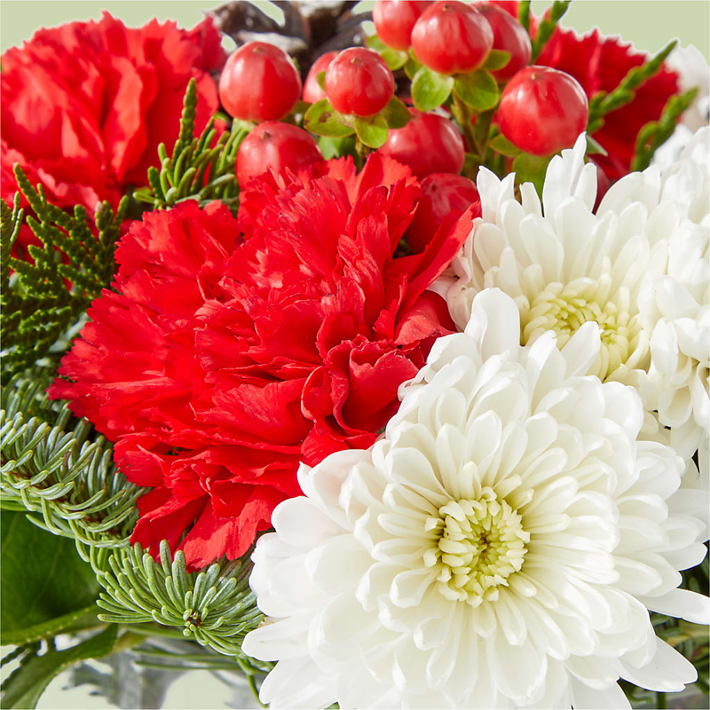Snow Angel Bouquet –  Lynchburg Leo Wood Florist, Lynchburg VA
