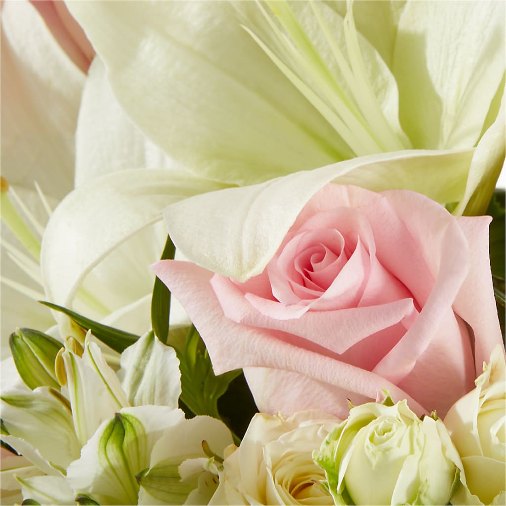 Kindhearted Bouquet –  Lynchburg Leo Wood Florist, Lynchburg VA