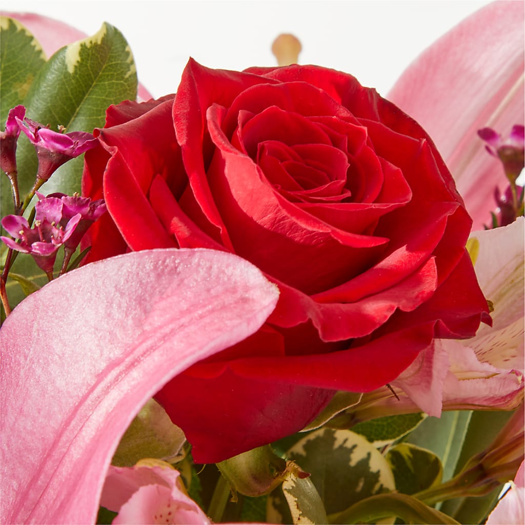 Lucky in Love Bouquet –  Lynchburg Leo Wood Florist, Lynchburg VA