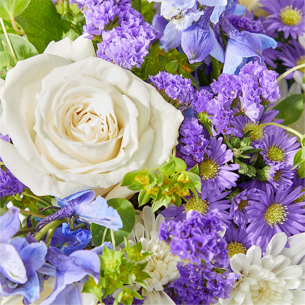 Genuine Gestures Bouquet –  Lynchburg Leo Wood Florist, Lynchburg VA