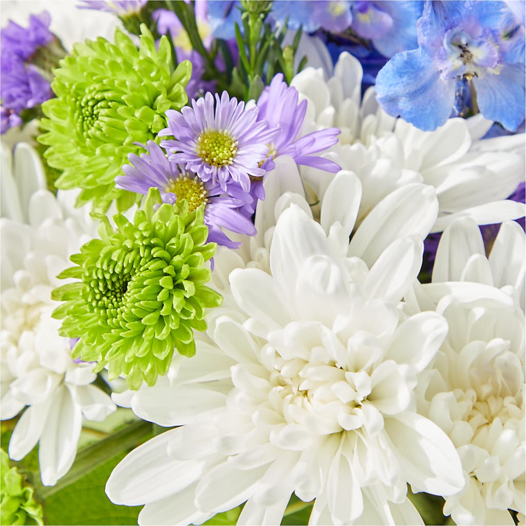 Genuine Gestures Bouquet –  Lynchburg Leo Wood Florist, Lynchburg VA