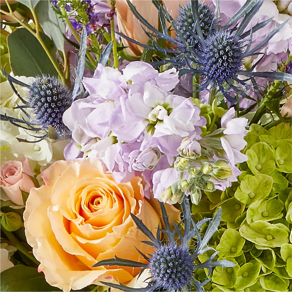Porch Swing Bouquet –  Lynchburg Leo Wood Florist, Lynchburg VA