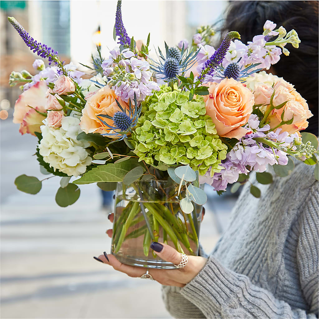 Porch Swing Bouquet –  Lynchburg Leo Wood Florist, Lynchburg VA